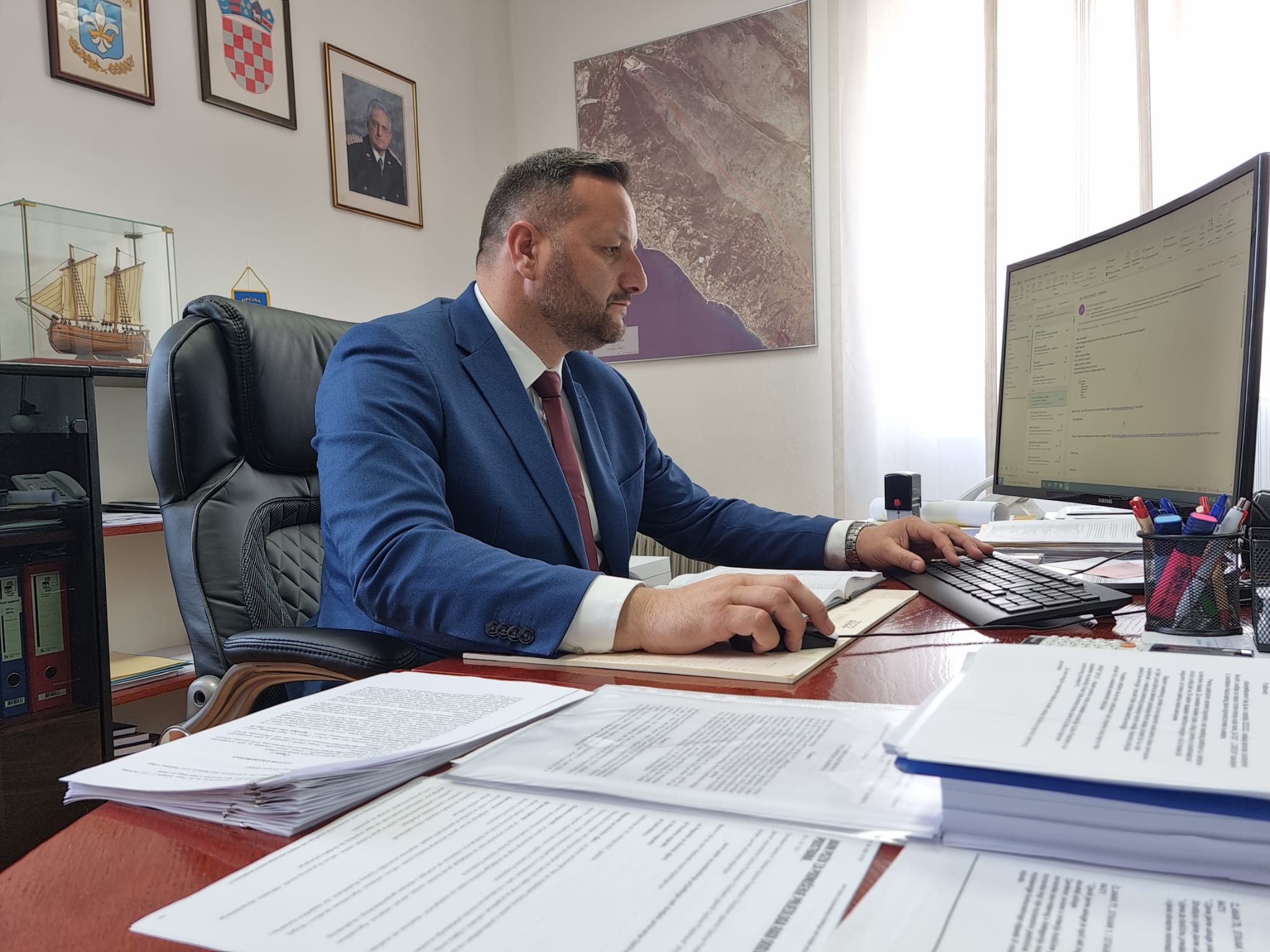 22 04 13 nacelnik mijo dropuljic opcina podstrana 1