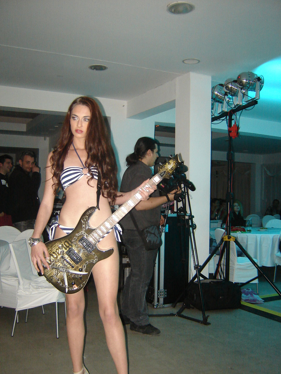 hostesa
