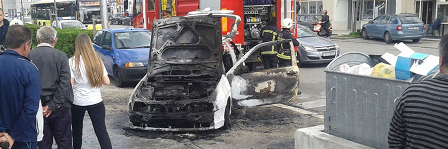 Automobil joj se zapalio u vožnji i izgorio za nekoliko sekundi (FOTO)