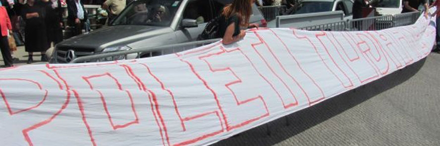 Zbog transparenta "Poleti Tuđmane, poleti" uhićeno troje aktivista